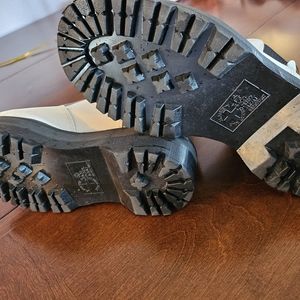 Doc marteens white Chelsea Boots